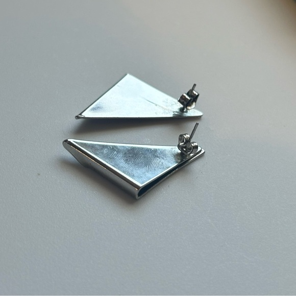 Vintage Silver Triangle Stud Earrings 80s Geometric Modernist Statement - Picture 5 of 9